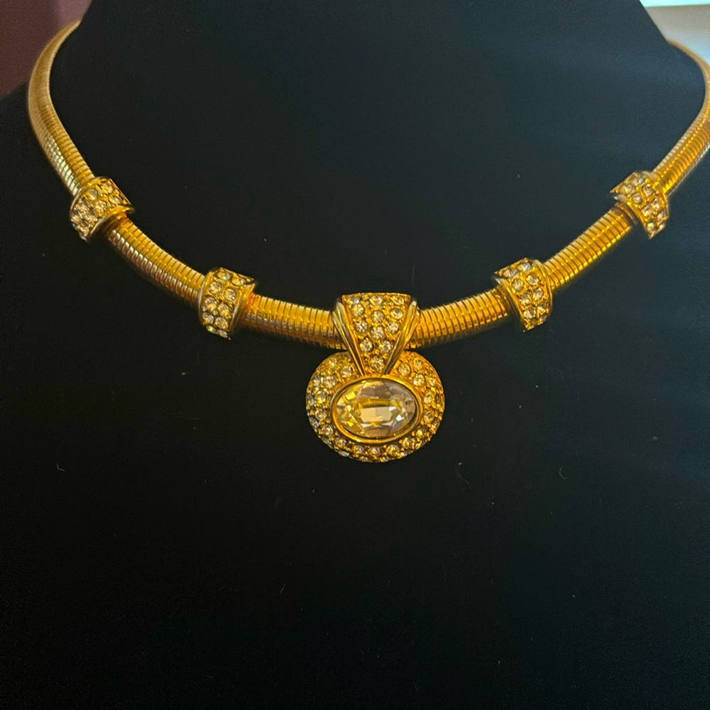 Monet vintage rhinestone necklace